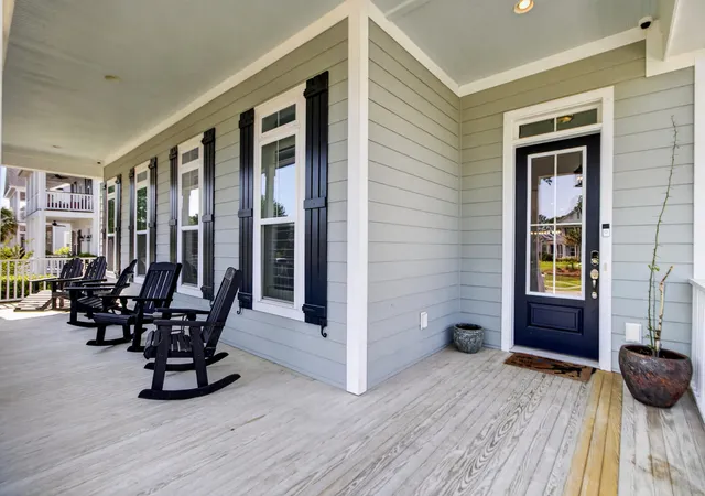 Homes for sale in Ravenel, SC | 4152 Home Town Ln, Ravenel, SC 29470 | MLS# 26019726