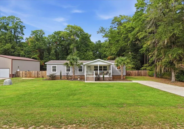 Photo 2 of Manufactured home for sale at 3033 Princess Pond Rd, Summerton, SC 29148 | MLS# 26024432 | Listing updated on 2026-08-28