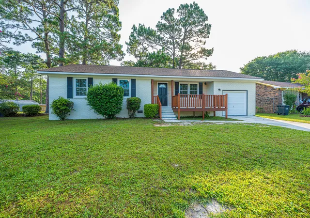 1st image of 104 Forest Ln, Summerville, SC 29486 | MLS# 26018643