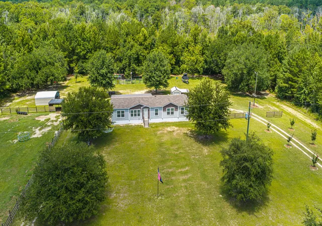Photo 1 of Sale Pending at 189 Cupid Ct, Eutawville, SC 29048 | MLS# 26020914 | Listing updated on 2026-09-04