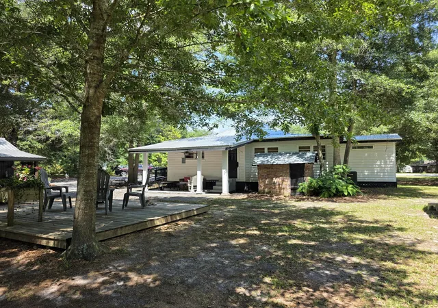 Homes for sale in Ridgeville, SC | 1315 Ridge Rd, Ridgeville, SC 29472 | MLS# 26017447