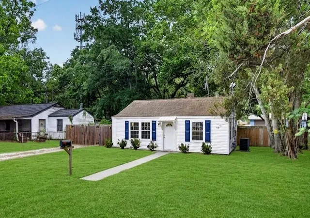 Photo 2 of Single family home for sale at 5619 Read St, North Charleston, SC 29406 | MLS# 26012901 | Listing updated on 2026-06-24
