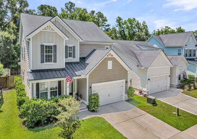 Photo 2 of Single family home for sale at 2251 Spring Hope Dr, Mount Pleasant, SC 29466 | MLS# 26016473 | Listing updated on 2026-08-12