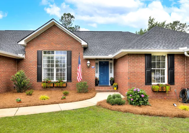 Homes for sale in Manning, SC | 1607 Heritage Dr, Manning, SC 29102 | MLS# 26018559