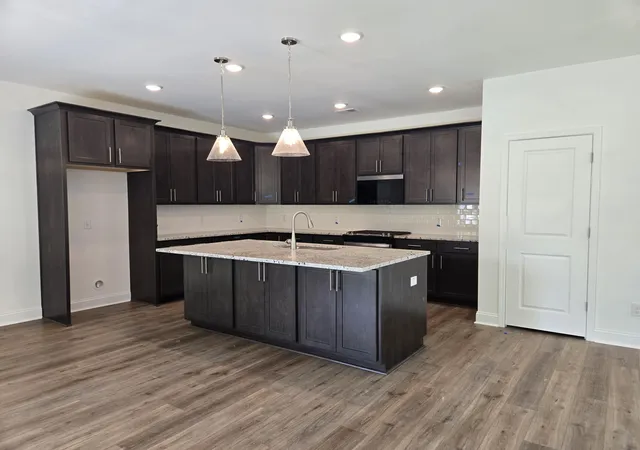 Photo 5 of Single family home for sale at 127 Augusta Pass Dr, Ridgeville, SC 29472 | MLS# 26024544 | Listing updated on 2026-09-05