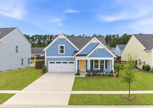Photo 3 of Single family home for sale at 1310 Homecoming Blvd, Ravenel, SC 29470 | MLS# 26021601 | Listing updated on 2026-09-17