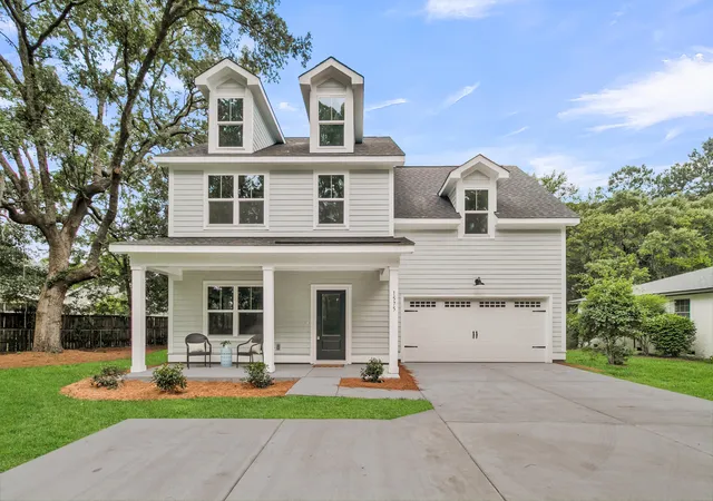 Homes for sale in Johns Island, SC | 1575 Brownswood Rd, Johns Island, SC 29455 | MLS# 26017724