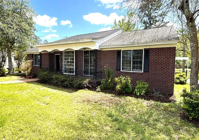 3rd image of 421 River Dr, Rowesville, SC 29133 | MLS# 26008913