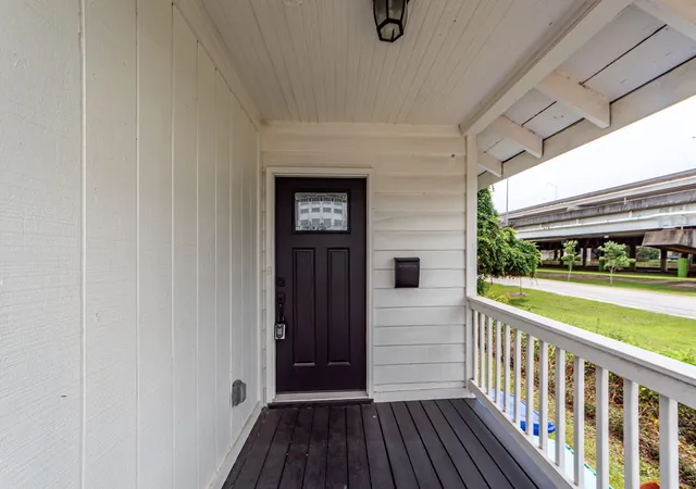 Photo 2 of Single family home for sale at 93 Romney St, Charleston, SC 29403 | MLS# 26019324 | Listing updated on 2026-09-15