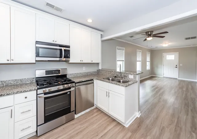 Photo 3 of Single family home for sale at 93 Romney St, Charleston, SC 29403 | MLS# 26019324 | Listing updated on 2026-09-15