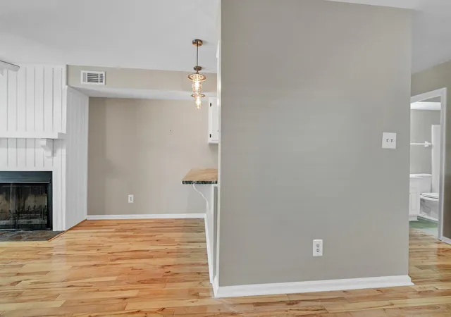 Photo 4 of Townhouse for sale at 255 Driftwood Ln, Edisto Island, SC 29438 | MLS# 26024421 | Listing updated on 2026-08-28