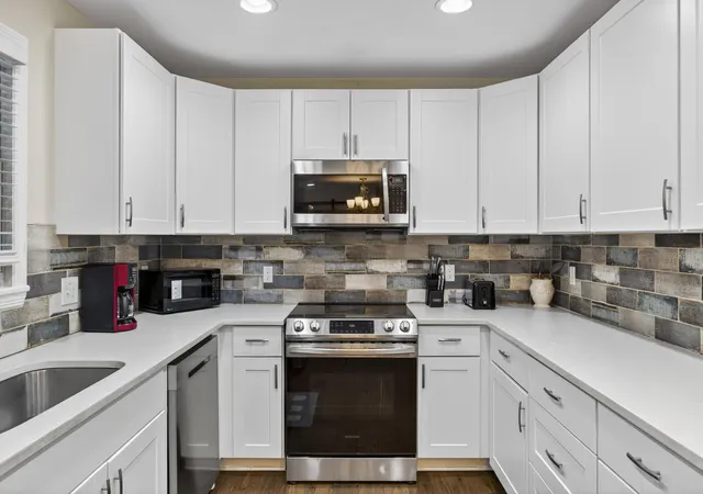 Photo 1 of Single family home for sale at 112 Pullman Ave, Summerville, SC 29486 | MLS# 26020199 | Listing updated on 2026-08-25