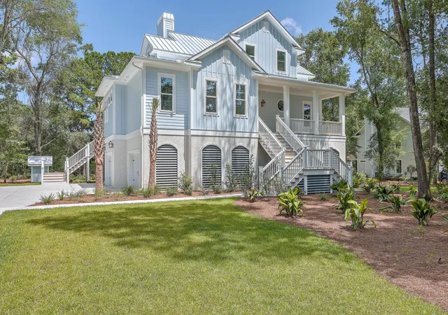 Photo 1 of Single family home for sale at 805 Geddings Way, Mount Pleasant, SC 29464 | MLS# 26011324 | Listing updated on 2026-09-14