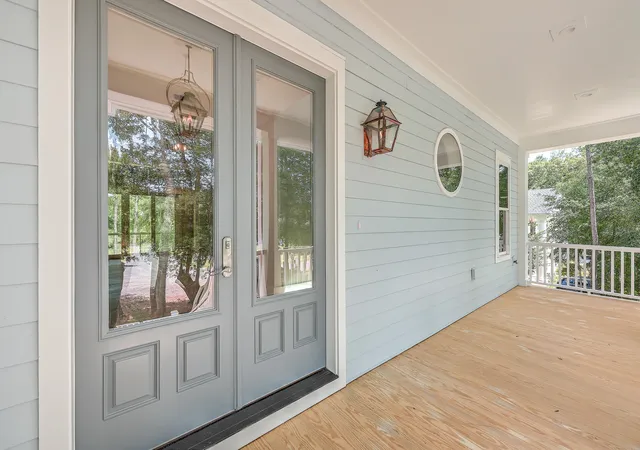 Photo 2 of Single family home for sale at 805 Geddings Way, Mount Pleasant, SC 29464 | MLS# 26011324 | Listing updated on 2026-09-14