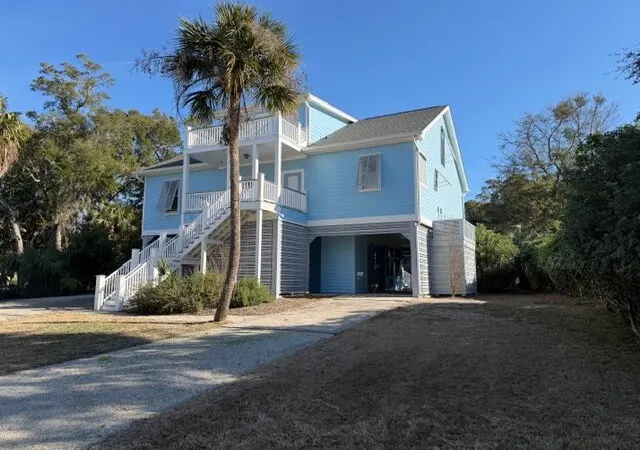 Photo 4 of Single family home for sale at 709 Jungle Rd, Edisto Island, SC 29438 | MLS# 26013302 | Listing updated on 2026-10-01