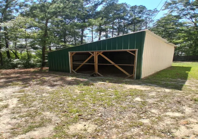 Photo 14 of Sale Pending at 139 Speedway Ct, Saint Matthews, SC 29135 | MLS# 26019421 | Listing updated on 2026-09-04