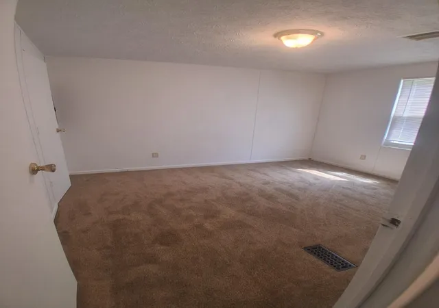 Photo 5 of Sale Pending at 139 Speedway Ct, Saint Matthews, SC 29135 | MLS# 26019421 | Listing updated on 2026-09-04