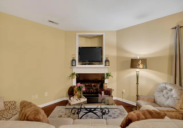 Photo 4 of Townhouse for sale at 4033 Babbitt St, Charleston, SC 29414 | MLS# 26015408 | Listing updated on 2026-09-18