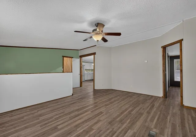 Photo 3 of Manufactured home for sale at 623 Barn Rd, Bonneau, SC 29431 | MLS# 26019426 | Listing updated on 2026-09-19