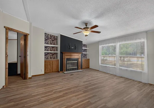 Photo 4 of Manufactured home for sale at 623 Barn Rd, Bonneau, SC 29431 | MLS# 26019426 | Listing updated on 2026-09-19