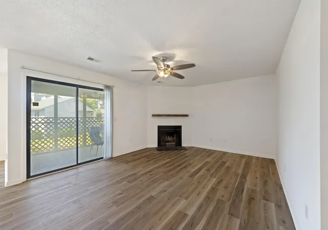 3rd image of 607 Waterwood Dr, Goose Creek, SC 29445 | MLS# 26010852