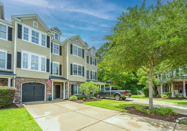 3rd image of 3676 Bagley Dr, Mount Pleasant, SC 29466 | MLS# 26015970