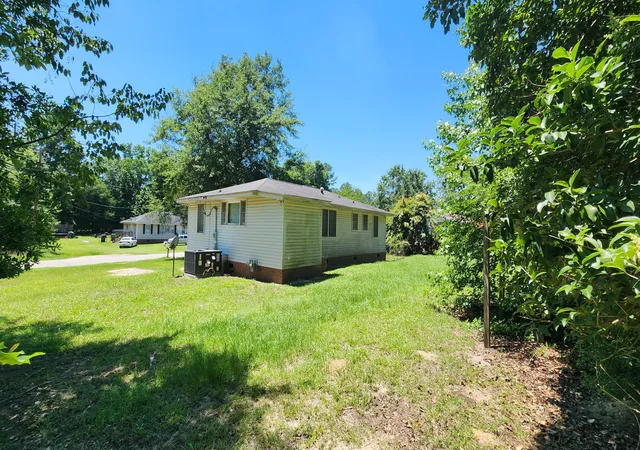 Homes for sale in Orangeburg, SC | 607 Sherrie Ln, Orangeburg, SC 29115 | MLS# 26016624