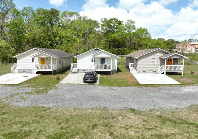 2nd image of 229 James Bell Dr #A,B,C, North Charleston, SC 29406 | MLS# 26008571