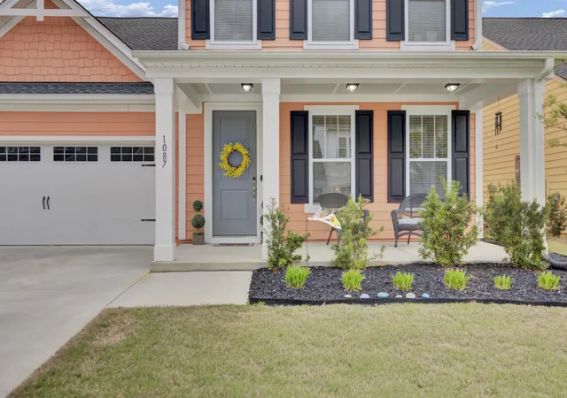 Photo 3 of Single family home for sale at 1087 Magnolia Warbler Way, Ravenel, SC 29470 | MLS# 26014047 | Listing updated on 2026-08-04