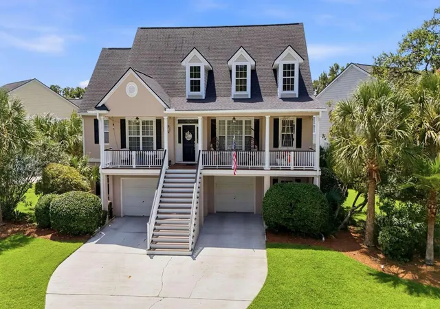 Photo 1 of Single family home for sale at 3526 Stockton Dr, Mount Pleasant, SC 29466 | MLS# 26021895 | Listing updated on 2026-09-10
