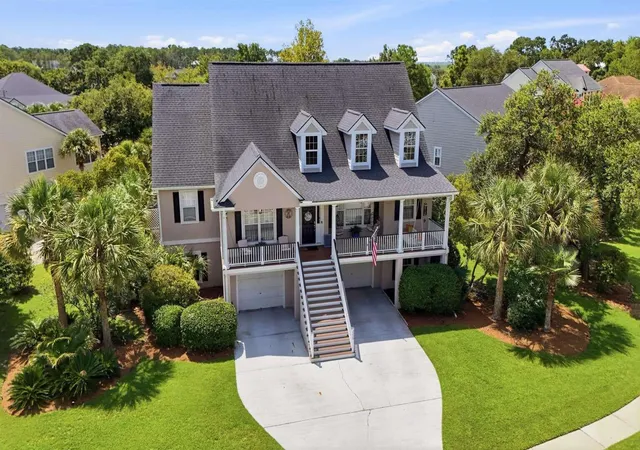 Photo 3 of Single family home for sale at 3526 Stockton Dr, Mount Pleasant, SC 29466 | MLS# 26021895 | Listing updated on 2026-09-10