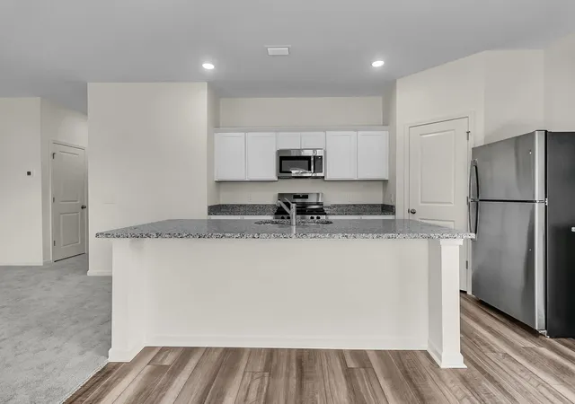 Photo 3 of Single family home for sale at 5320 Cottage Landing Dr, Summerville, SC 29485 | MLS# 26024290 | Listing updated on 2026-08-28