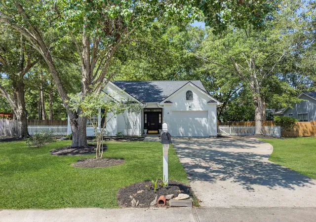 3rd image of 8503 William Moultrie Dr, North Charleston, SC 29420 | MLS# 26023006