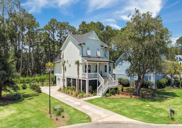 Homes for sale in Johns Island, SC | 2842 Maritime Forest Dr, Johns Island, SC 29455 | MLS# 26019414