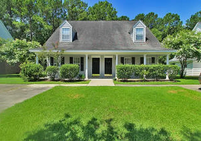 Homes for sale in Mount Pleasant, SC | 2140 Kings Gate Ln, Mount Pleasant, SC 29466 | MLS# 26019617
