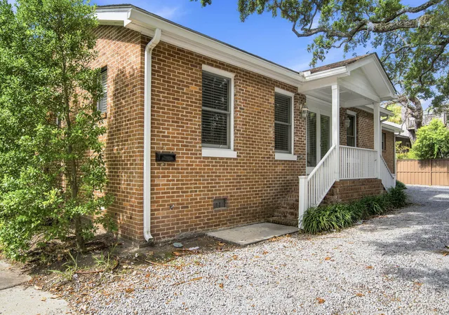 Photo 27 of Single family home for sale at 71 Gadsden St, Charleston, SC 29401 | MLS# 26020890 | Listing updated on 2026-09-08