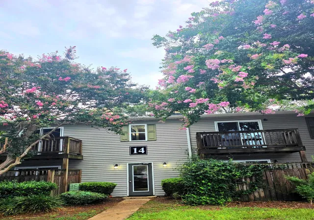 Photo 3 of Townhouse for sale at 1402 Camp Rd #Apt 14e, Charleston, SC 29412 | MLS# 26020205 | Listing updated on 2026-09-06