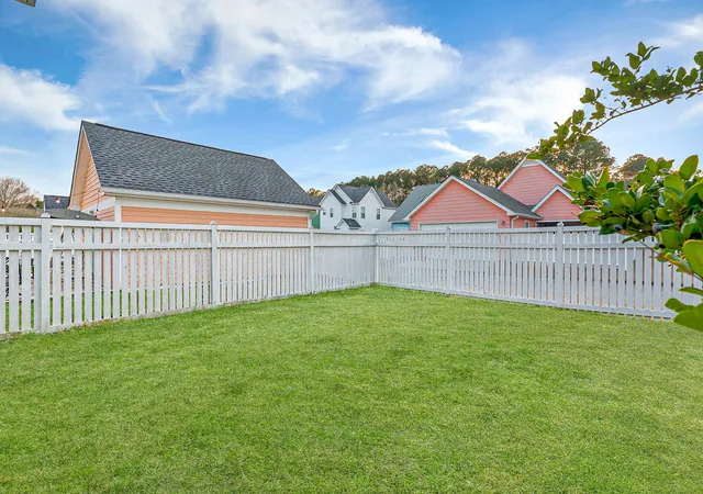 2nd image of 302 Hydrangea St, Summerville, SC 29483 | MLS# 26017889