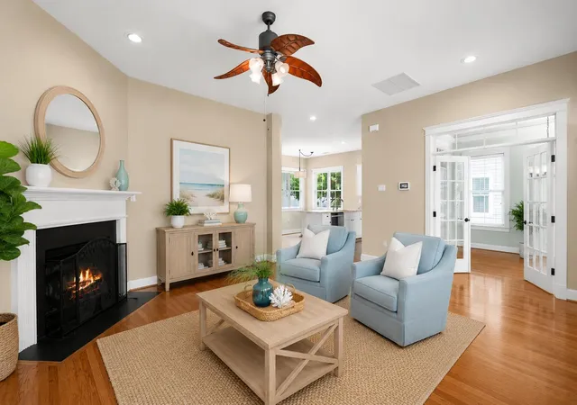 Photo 3 of Single family home for sale at 302 Hydrangea St, Summerville, SC 29483 | MLS# 26017889 | Listing updated on 2026-10-06