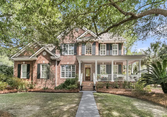 Photo 1 of Single family home for sale at 1676 Sewee Fort Rd, Mount Pleasant, SC 29466 | MLS# 26021100 | Listing updated on 2026-09-17