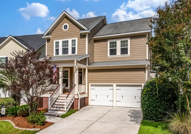 Photo 1 of Single family home for sale at 130 Ashley Bluffs Rd, Summerville, SC 29485 | MLS# 26024255 | Listing updated on 2026-10-01