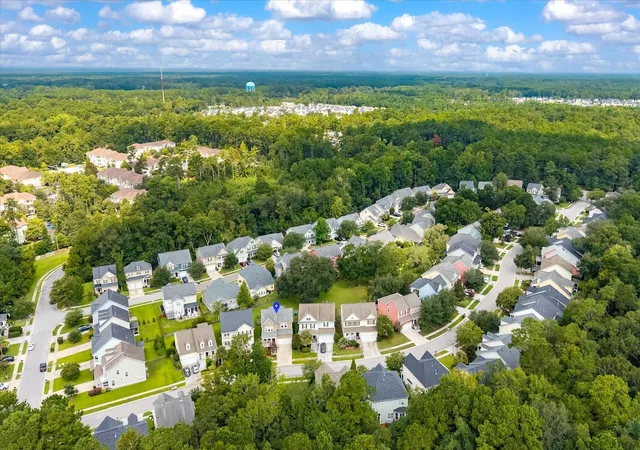 Photo 3 of Single family home for sale at 130 Ashley Bluffs Rd, Summerville, SC 29485 | MLS# 26024255 | Listing updated on 2026-10-01