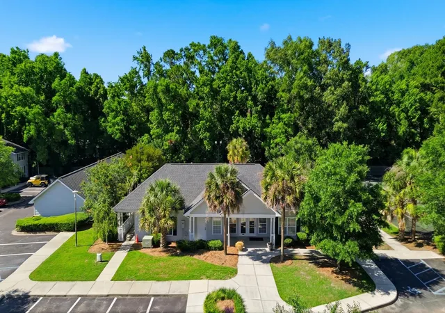 2nd image of 2494 Etiwan Ave, Charleston, SC 29414