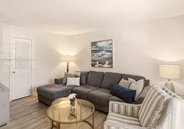 4th image of 2494 Etiwan Ave #J-2, Charleston, SC 29414 | MLS# 26016419