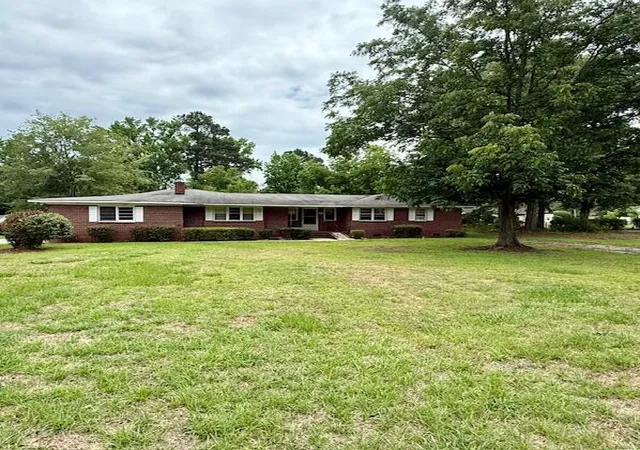 Photo 1 of Sale Pending at 2350 Belleville Rd, Orangeburg, SC 29115 | MLS# 26016039 | Listing updated on 2026-08-05