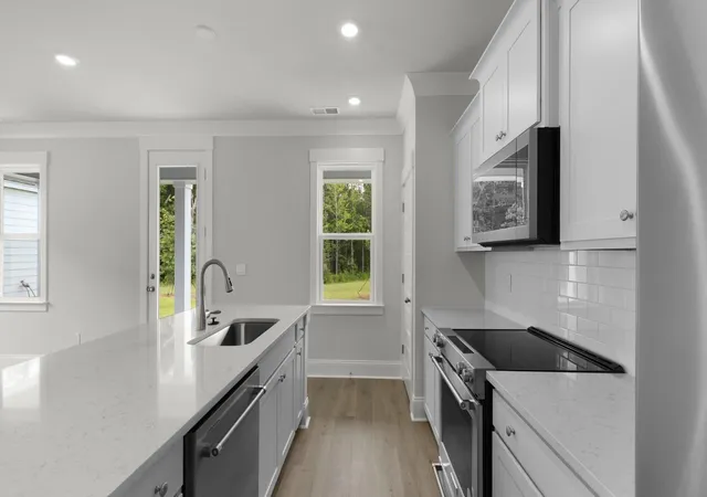Photo 3 of Single family home for sale at 129 Ter View Dr, Summerville, SC 29486 | MLS# 26016372 | Listing updated on 2026-10-08