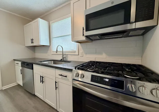 Photo 3 of Single family home for sale at 2036 Delaware Ave, North Charleston, SC 29405 | MLS# 26022123 | Listing updated on 2026-08-14
