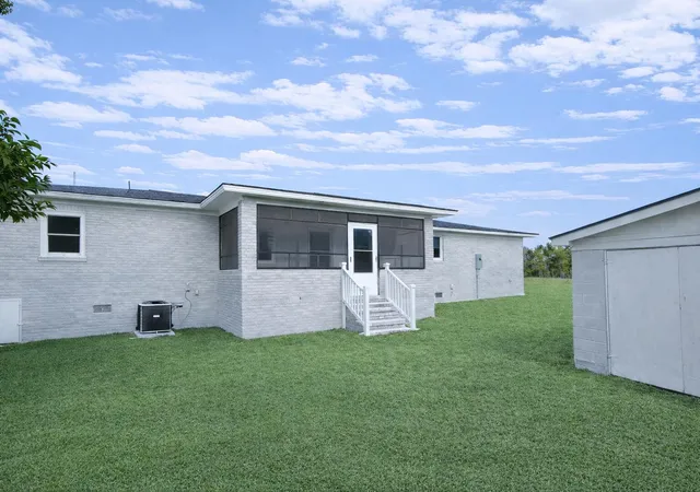 Photo 37 of Single family home for sale at 1142 Pearson Rd, Manning, SC 29102 | MLS# 26023069 | Listing updated on 2026-08-20
