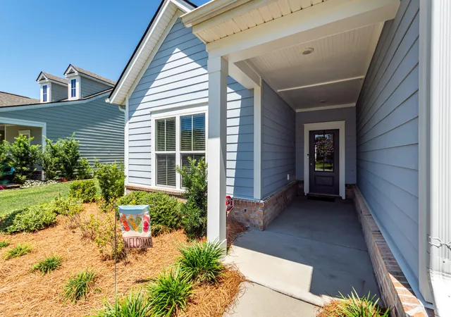 4th image of 6058 Wilkes Pond Dr, Hollywood, SC 29449 | MLS# 26020124
