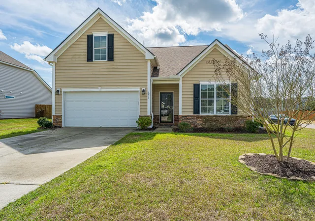 Homes for sale in Ridgeville, SC | 1037 Bridlewood Farms Pkwy, Ridgeville, SC 29472 | MLS# 26006707
